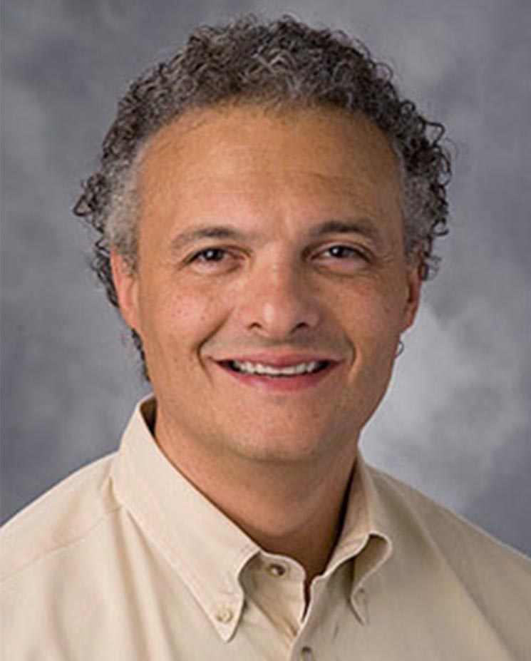 Luis Redondo, MD – Orthopedic Surgeon